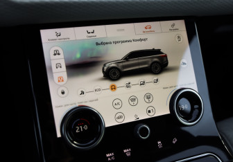 Подержанный автомобиль Land Rover Range Rover Velar 2018 года (21 фото)