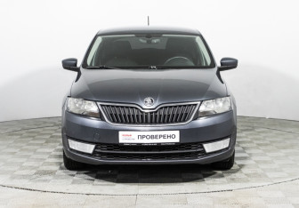 Подержанный автомобиль Skoda Rapid Liftback 2016 года (2 фото)