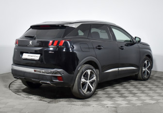 Подержанный автомобиль Peugeot 3008 2019 года (5 фото)