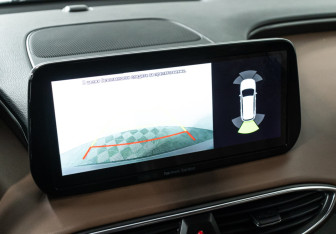 Подержанный автомобиль Hyundai Santa Fe 2021 года (17 фото)