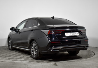 Подержанный автомобиль Omoda S5 2023 года (7 фото)