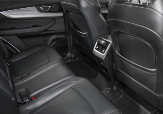 Подержанный автомобиль Chery Tiggo 8 Pro Max 2022 года (15 фото)