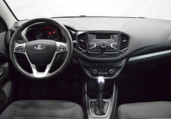 Подержанный автомобиль LADA (ВАЗ) Vesta Sedan 2020 года (14 фото)