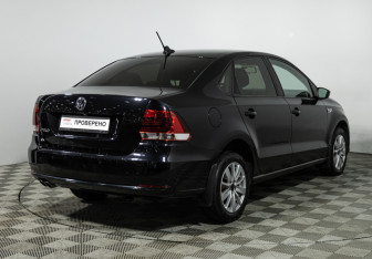 Подержанный автомобиль Volkswagen Polo Sedan 2018 года (5 фото)