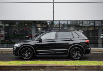 Подержанный автомобиль Volkswagen Tiguan 2021 года (9 фото)