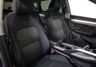 Подержанный автомобиль Geely Coolray 2021 года (25 фото)