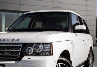 Подержанный автомобиль Land Rover Range Rover 2012 года (2 фото)