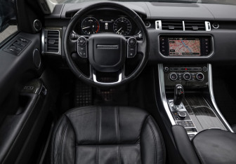 Подержанный автомобиль Land Rover Range Rover Sport 2016 года (13 фото)