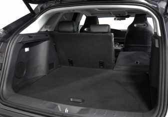 Подержанный автомобиль Changan UNI-K 2023 года (36 фото)