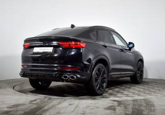 Подержанный автомобиль Geely Tugella 2023 года (5 фото)