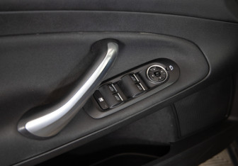 Подержанный автомобиль Ford Mondeo Sedan 2013 года (18 фото)