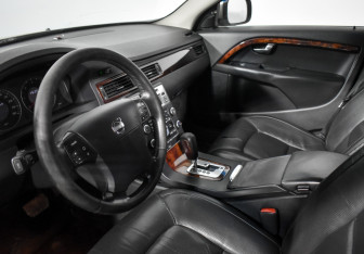 Подержанный автомобиль Volvo XC70 2008 года (9 фото)