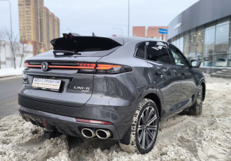 Подержанный автомобиль Changan UNI-K 2024 года (4 фото)