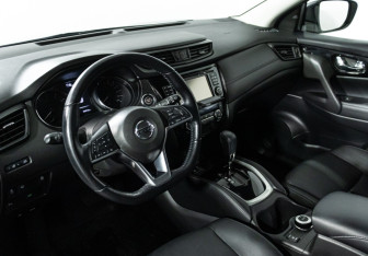 Подержанный автомобиль Nissan Qashqai 2019 года (11 фото)