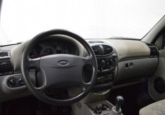 Подержанный автомобиль LADA (ВАЗ) Kalina Hatchback 2010 года (10 фото)