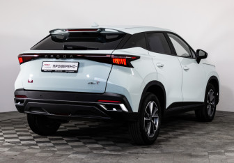 Подержанный автомобиль Omoda C5 2024 года (6 фото)