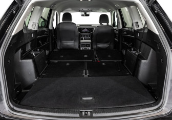 Подержанный автомобиль Volkswagen Teramont 2019 года (26 фото)