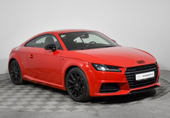 Подержанный автомобиль Audi TT Coupe 2015 года (3 фото)