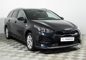 Подержанный автомобиль Kia Ceed Wagon 2022 года (3 фото)