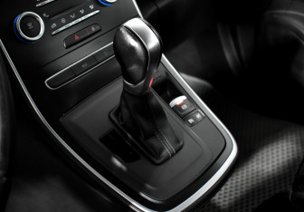 Подержанный автомобиль Renault Scenic 2017 года (11 фото)