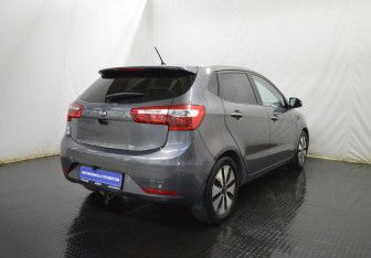 Подержанный автомобиль Kia Rio Hatchback 2014 года (5 фото)