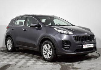 Подержанный автомобиль Kia Sportage 2017 года (3 фото)