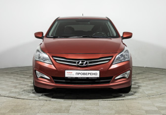 Подержанный автомобиль Hyundai Solaris Hatchback 2016 года (2 фото)