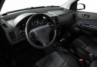 Подержанный автомобиль Hyundai Getz 2009 года (11 фото)