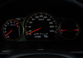 Подержанный автомобиль Honda CR-V 2005 года (17 фото)