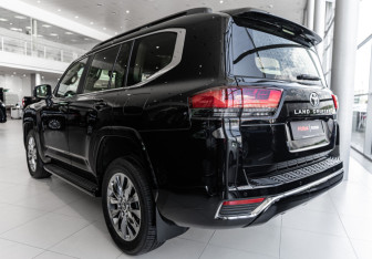 Новый Toyota Land Cruiser Suv 2026 (5 фото)