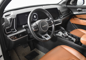 Подержанный автомобиль Kia Sportage 2021 года (9 фото)