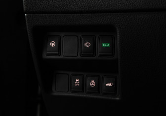 Подержанный автомобиль Nissan X-Trail 2021 года (16 фото)