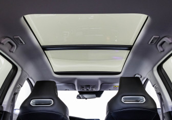 Подержанный автомобиль Changan UNI-K 2023 года (36 фото)