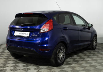 Подержанный автомобиль Ford Fiesta Hatchback 2016 года (5 фото)