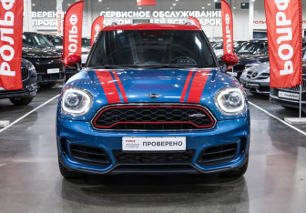 Подержанный автомобиль MINI Countryman 2019 года (4 фото)