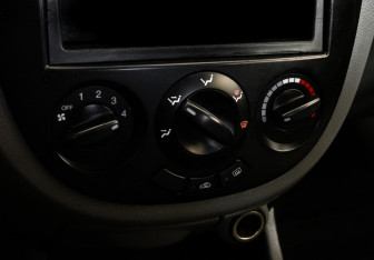 Подержанный автомобиль Chevrolet Lacetti Hatchback 2007 года (12 фото)