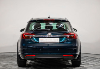 Подержанный автомобиль Opel Insignia Wagon 2014 года (6 фото)