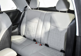Подержанный автомобиль Fiat 500 Hatchback 2021 года (12 фото)