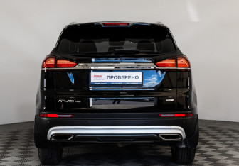 Подержанный автомобиль Geely Atlas Pro 2024 года (6 фото)