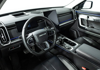 Подержанный автомобиль Jaecoo J7 2023 года (11 фото)