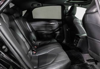 Подержанный автомобиль Omoda C5 2022 года (30 фото)