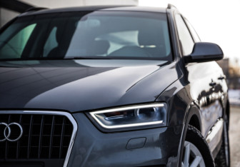 Подержанный автомобиль Audi Q3 2012 года (2 фото)