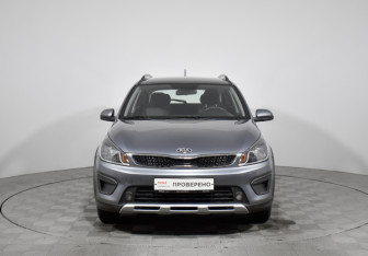 Подержанный автомобиль Kia Rio Hatchback 2020 года (2 фото)