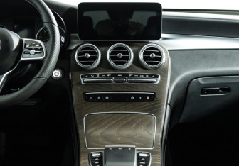 Подержанный автомобиль Mercedes-Benz GLC Coupe 2019 года (14 фото)