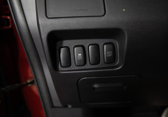 Подержанный автомобиль Mitsubishi Outlander 2011 года (18 фото)