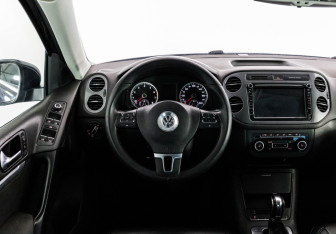 Подержанный автомобиль Volkswagen Tiguan 2012 года (11 фото)