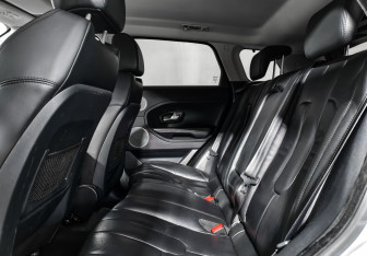 Подержанный автомобиль Land Rover Range Rover Evoque 2013 года (12 фото)