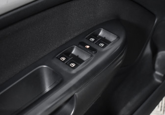 Подержанный автомобиль Skoda Octavia Liftback 2012 года (10 фото)