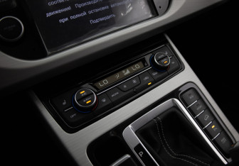 Подержанный автомобиль Geely Atlas 2019 года (13 фото)