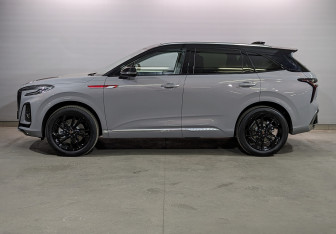 Новый Hongqi HS3 2024 (3 фото)